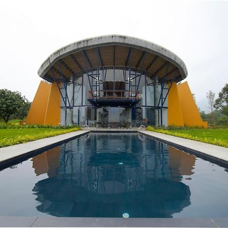 Saffronstays Solasta, Mulshi - Infinity Pool Villa With Mulshi Dam Views Exterior foto