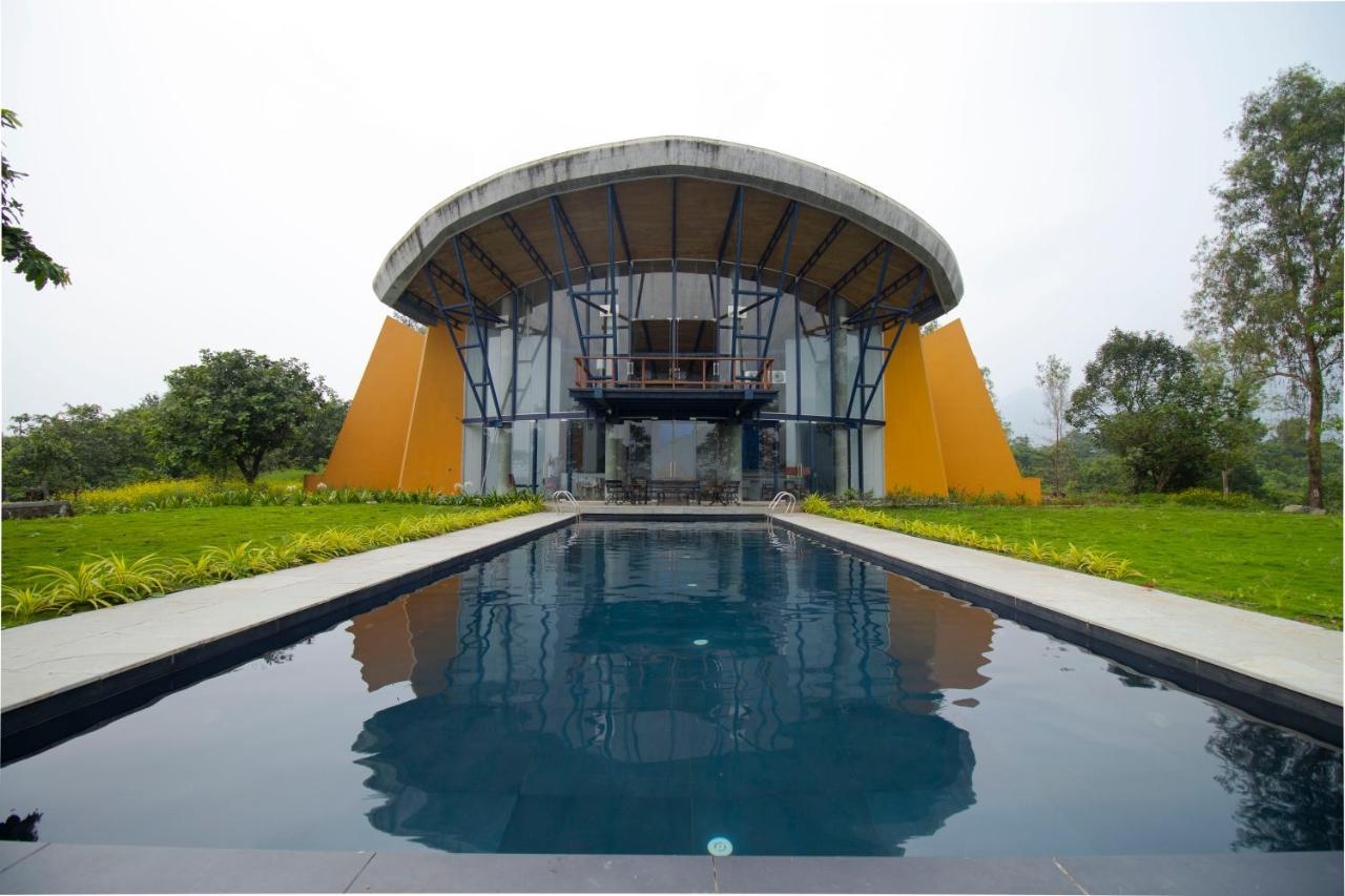 Saffronstays Solasta, Mulshi - Infinity Pool Villa With Mulshi Dam Views Exterior foto